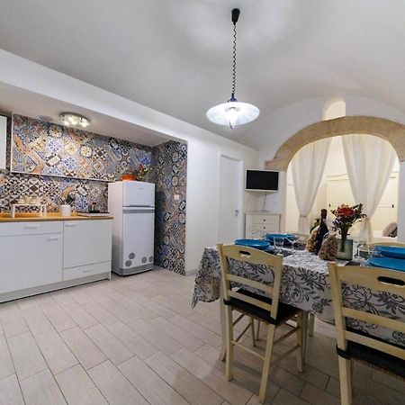 Вилла Casa Vacanze Marval Полиньяно-а-Маре Экстерьер фото